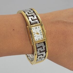 Vintage Grecian Bangle Avon Wristwatch Gold Silver Tone Pattern 6.5 Inch